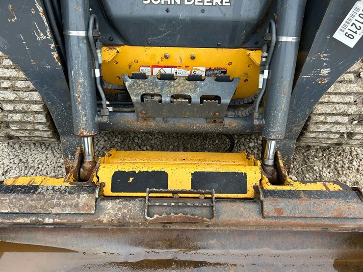 2021-deere-325g-image-10