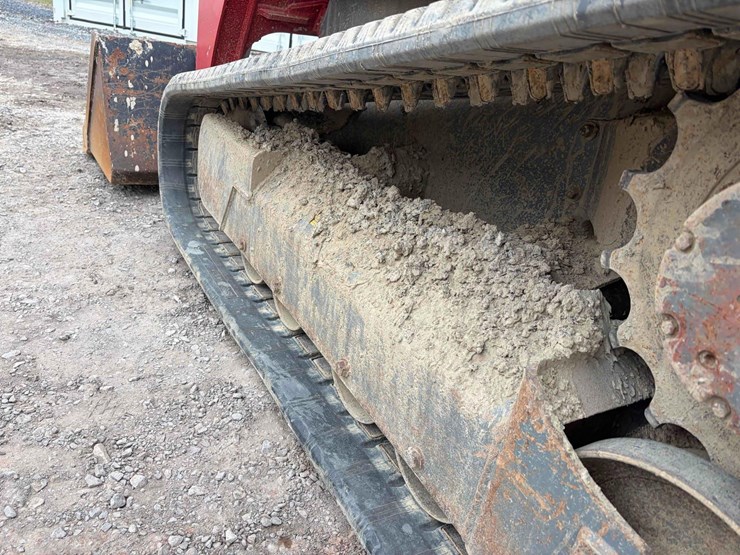 2015-takeuchi-tl8-image-7