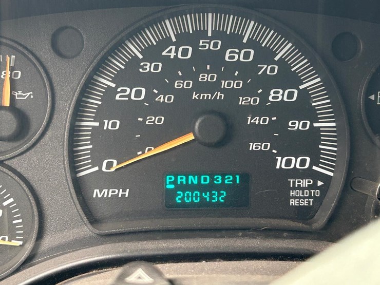 2004-utility-van-image-30