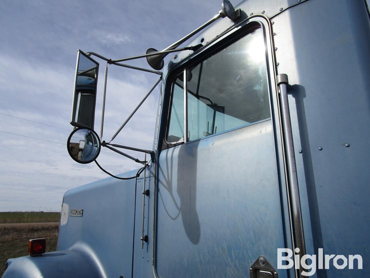 1984-cummins-855-image-10