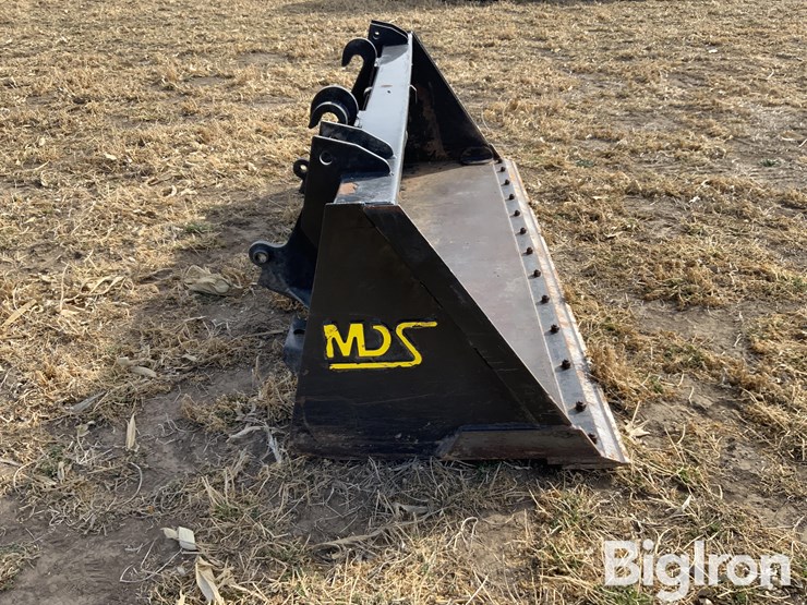 2023-mds-1.8yd-bucket-image-4