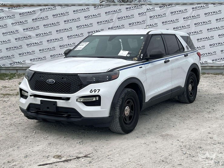 2020-ford-explorer-image-1