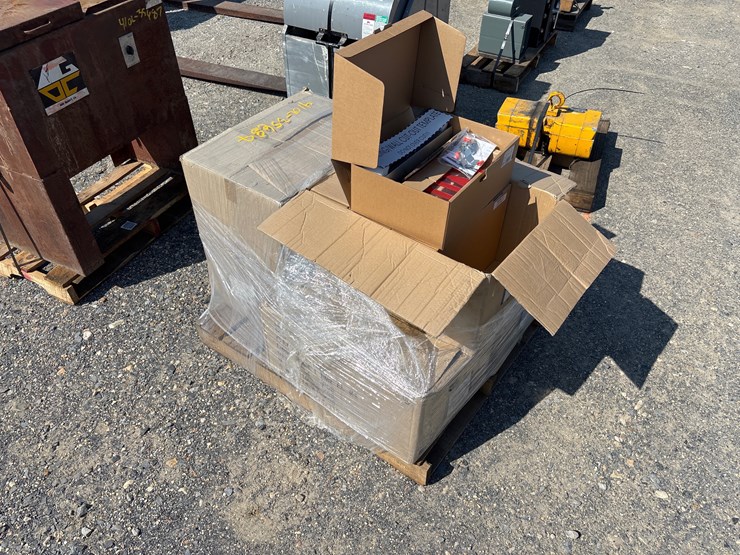 #8034-•-edge-lit-flush-mound,-led-exit-signs,-20-count-image-1