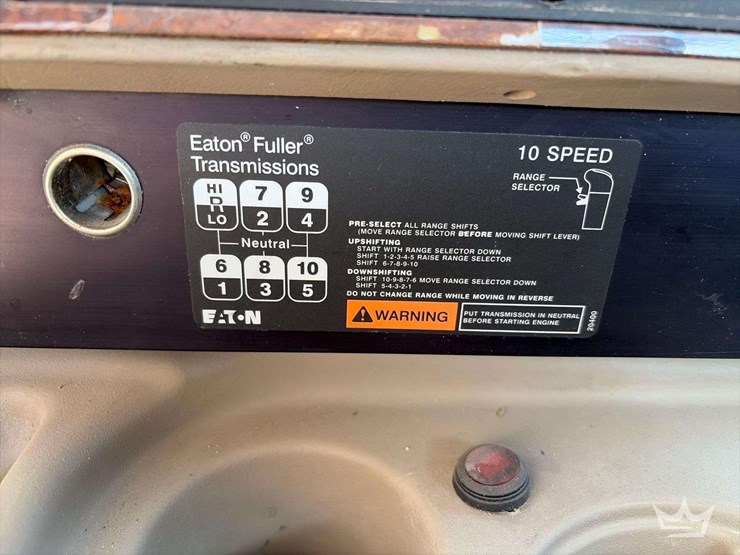 2015-international-paystar-5900i-24ft.-flatbed-truck-image-14