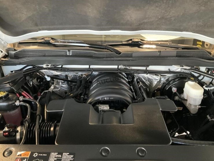 2015-chevrolet-silverado-1500-image-13