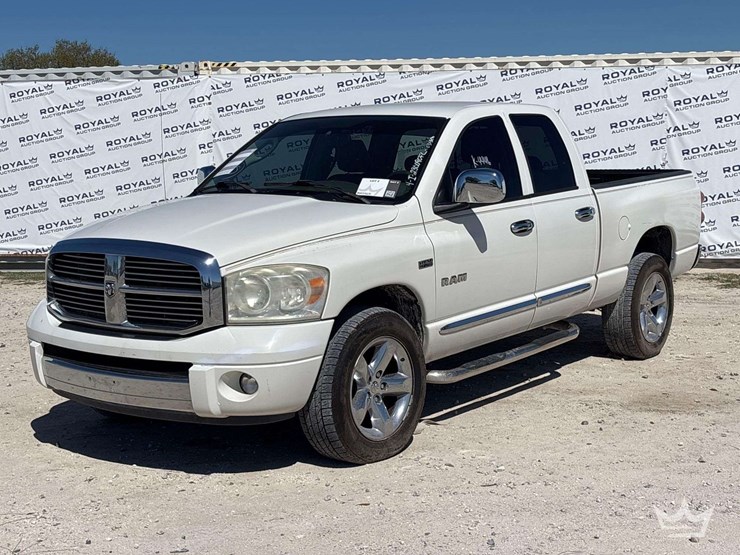 2008-dodge-ram-1500-image-1