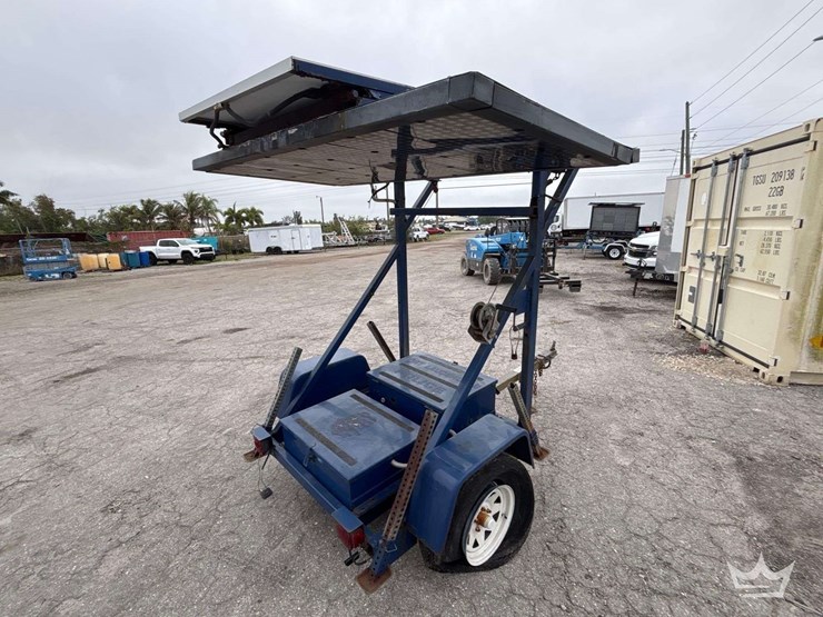 2012-addco-dh250-fm-towable-solar-message-board-image-3