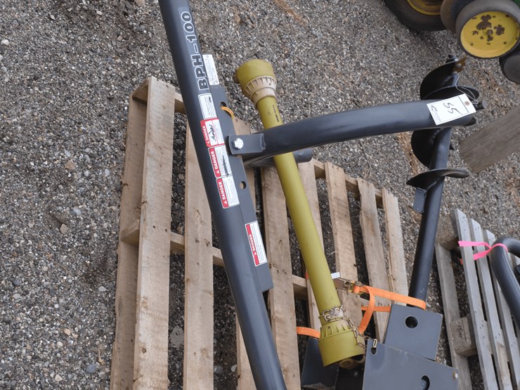 tar-river-bph-100-posthole-digger-image-1