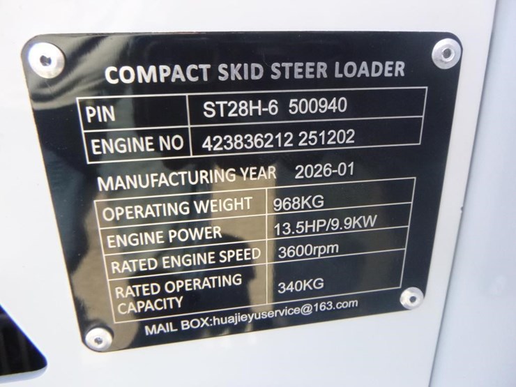 battler-st28h-6-skid-steer-track-loader-image-21