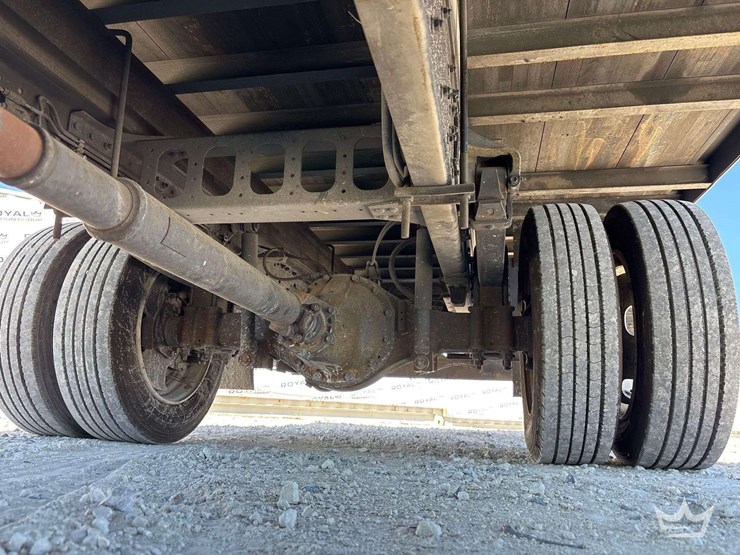 2018-hino-195-image-34