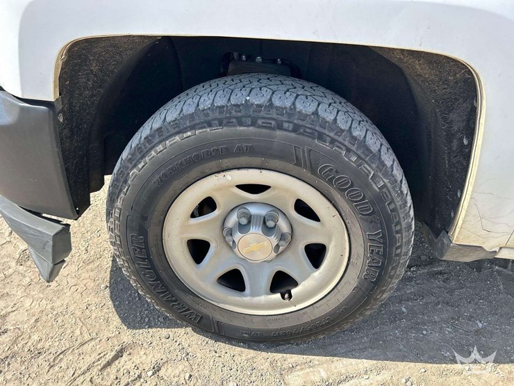 2017-chevrolet-silverado-1500-image-22