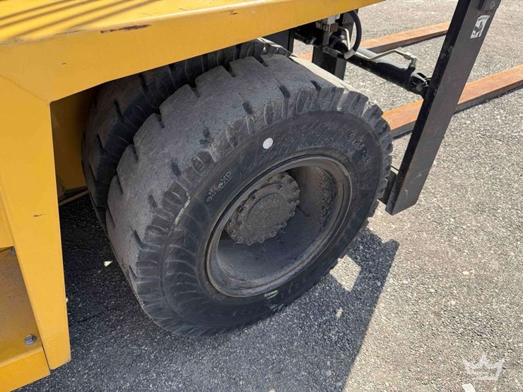 2017-caterpillar-dp70n1-image-22