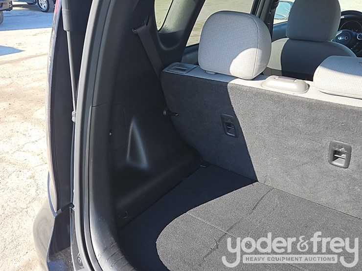 2014-kia-soul-image-24