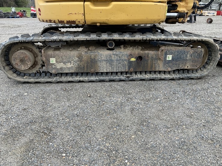 caterpillar-303-image-6