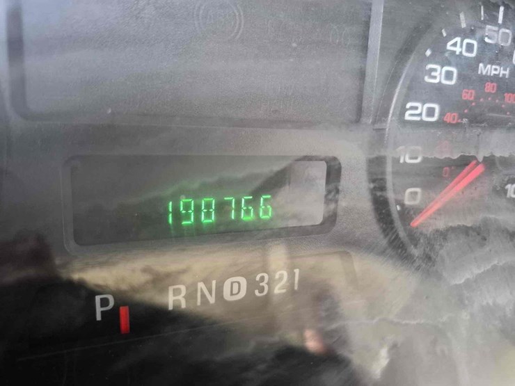 2007-ford-f550-image-16