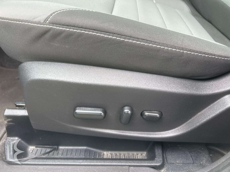 2016-ford-escape-image-24