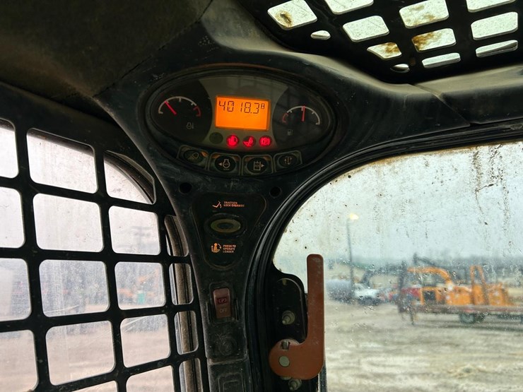 2016-bobcat-t550-image-24