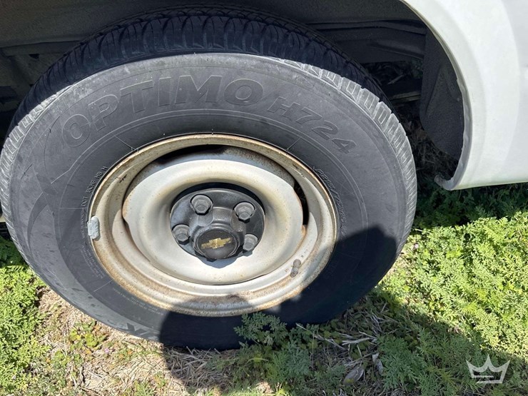 2000-chevrolet-astro-image-6