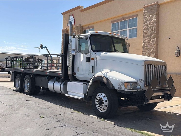 2015-international-paystar-5900i-24ft.-flatbed-truck-image-2