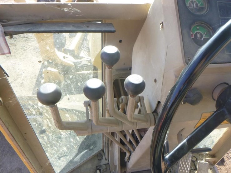 1996-deere-670b-image-26