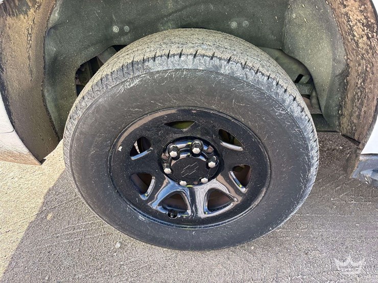 2020-chevrolet-tahoe-image-22