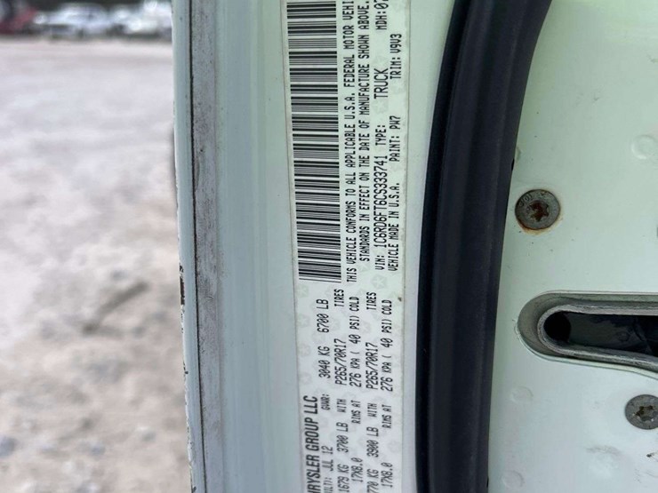 2012-dodge-1500-image-5