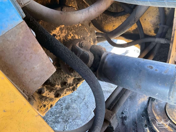 2015-volvo-l110h-image-24