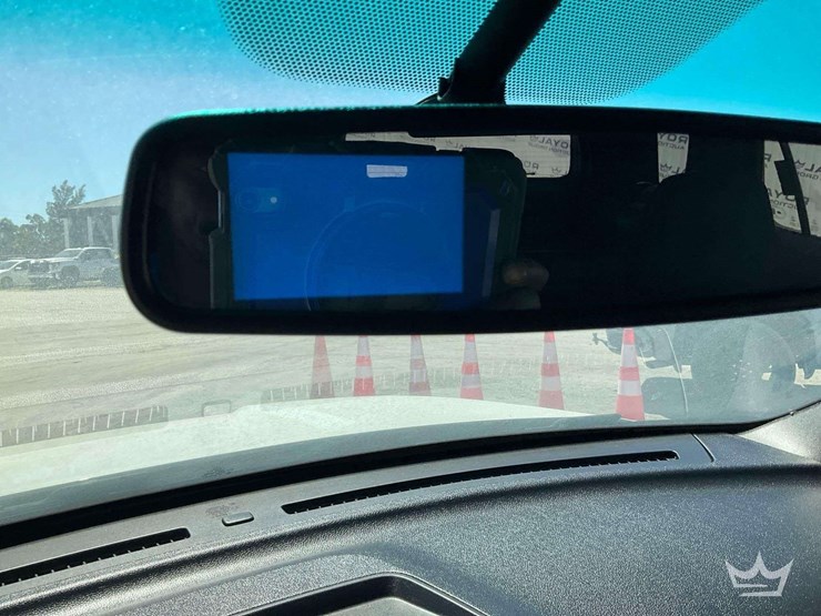 2016-ford-explorer-image-31