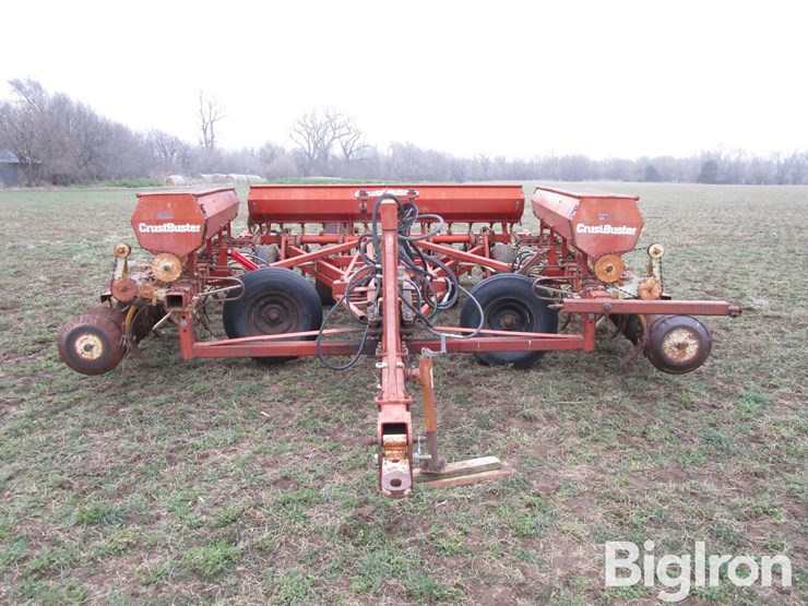 crustbuster-30'-hoe-drill-image-2