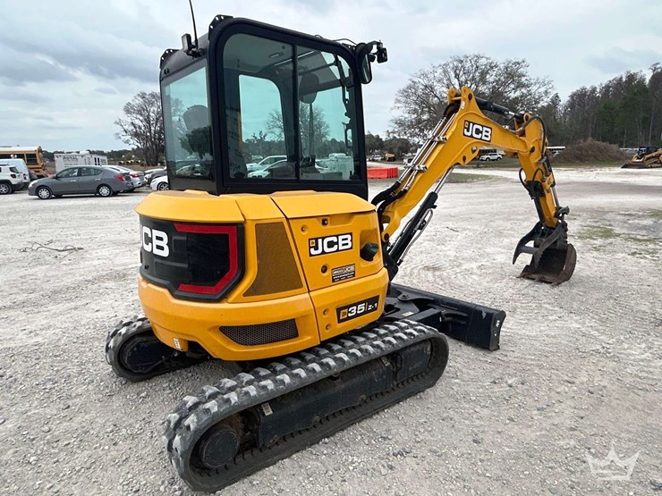 2021-jcb-35z-1-image-3