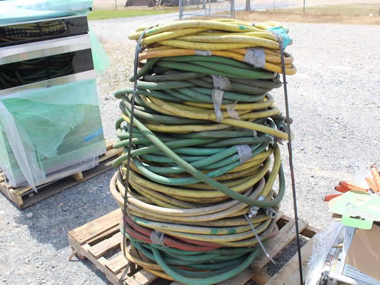 #8006-•-pallet-of-jack-hammer-hoses-image-2