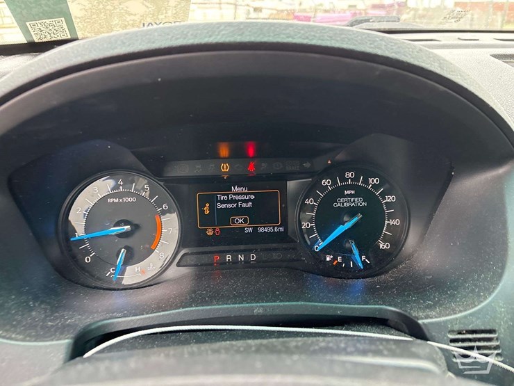 2016-ford-explorer-image-14