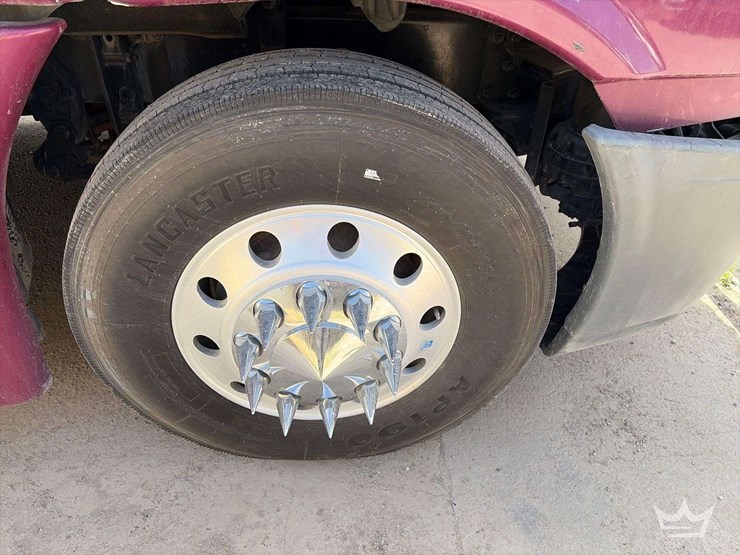 2018-freightliner-cascadia-125-image-29