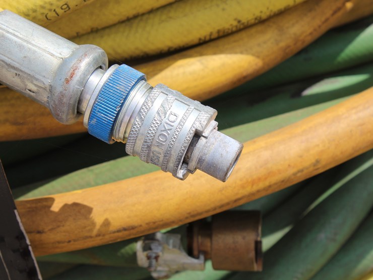 #8006-•-pallet-of-jack-hammer-hoses-image-5