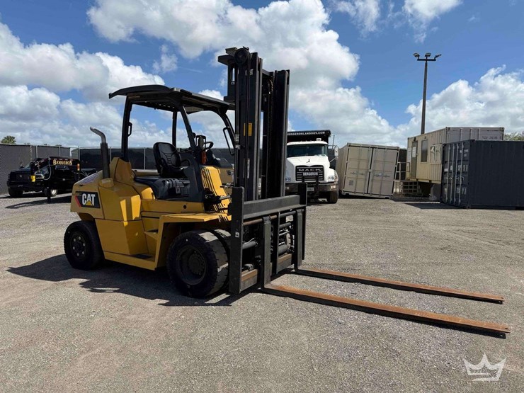 2017-caterpillar-dp70n1-image-2