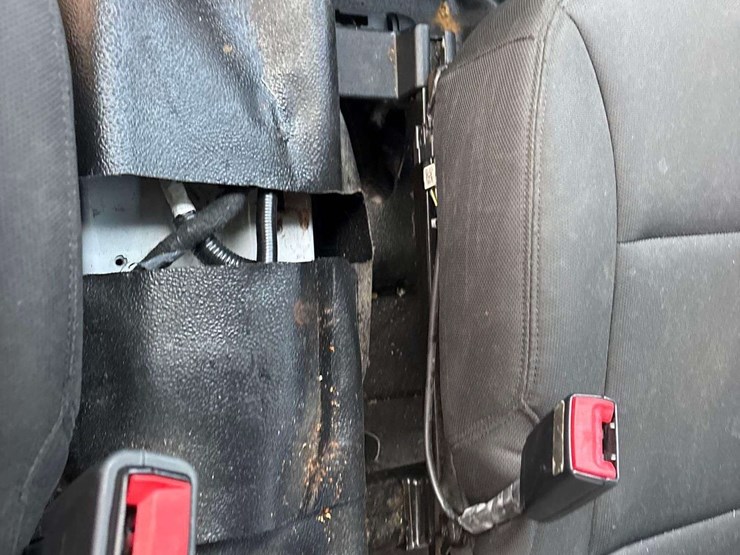 2018-ford-explorer-image-18