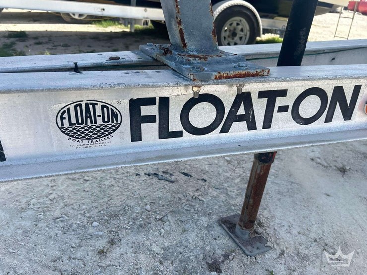 2005-20-ft.-grady-white-boat-with-25-ft.-float-on-t/a-boat-trailer-image-27