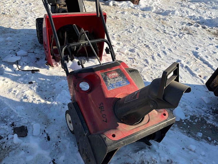toro-ccr-3650-snow-blower-image-1