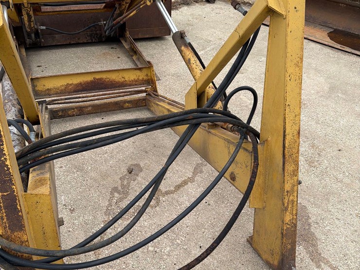 miller-loader-w/-7ft-bucket-image-17