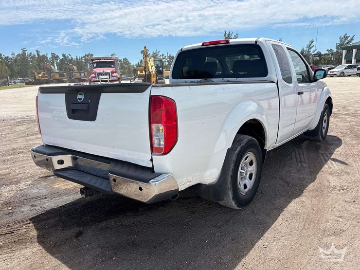 2018-nissan-frontier-image-3