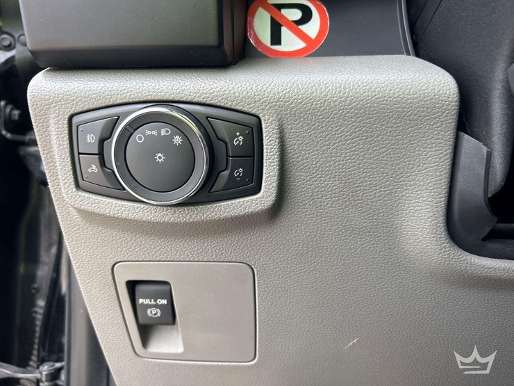 2018-ford-f150-image-16