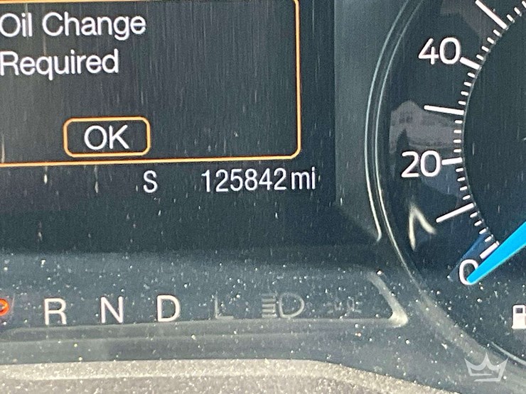 2016-ford-explorer-image-6