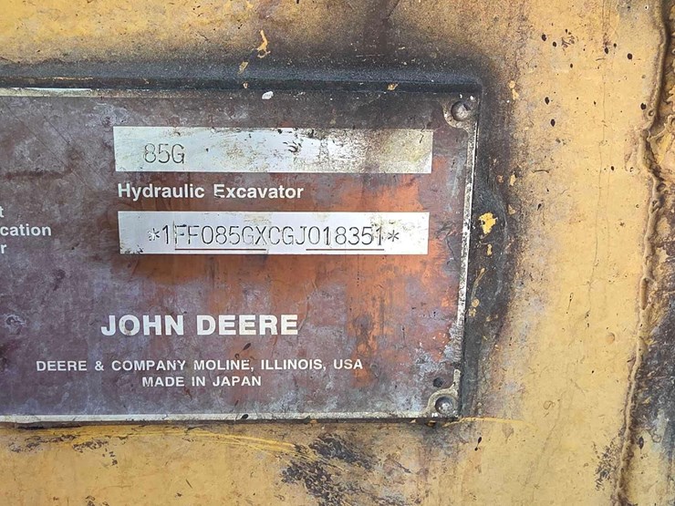 2016-deere-85g-image-6