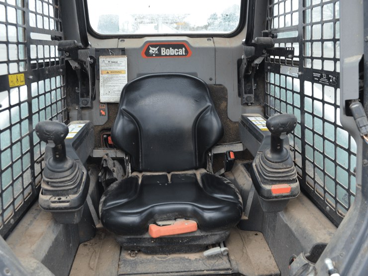 2023-bobcat-s62-image-16