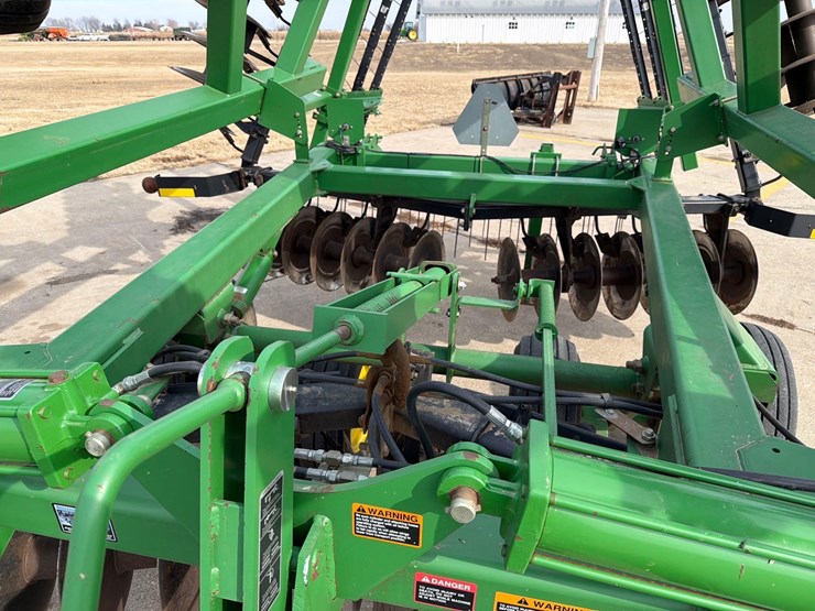 john-deere-637-image-40