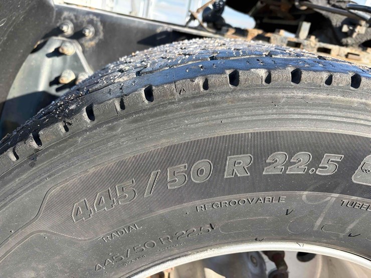 2017-international-prostar-image-9