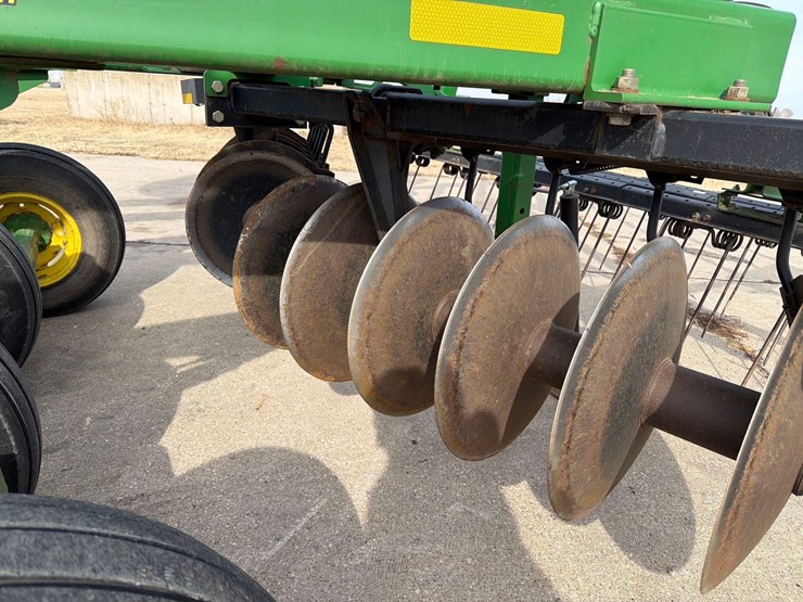 john-deere-637-image-37