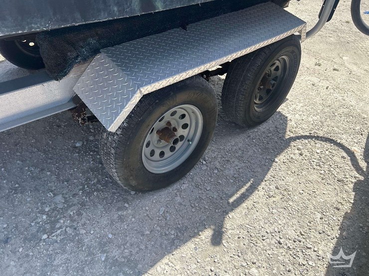 2005-20-ft.-grady-white-boat-with-25-ft.-float-on-t/a-boat-trailer-image-28