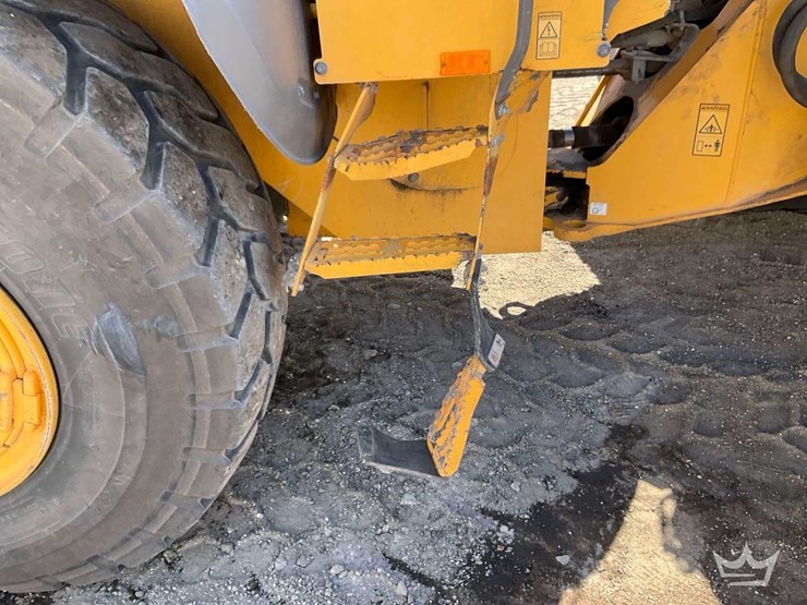 2015-volvo-l110h-image-30