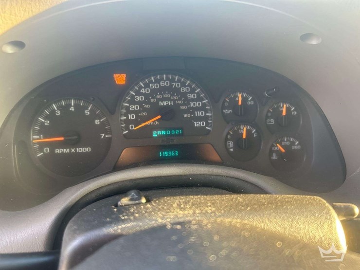 2004-chevrolet-blazer-image-13